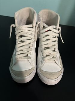 Nike Sneakers 4.5 / Woman’s Size 6 