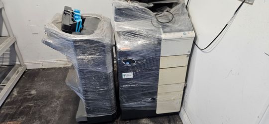 Konica Minolta Bizhub c554e Color Copier With Stapler Finisher