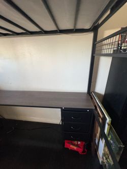LOFT BED USED