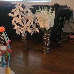 Z Gallery White Flower with Chrome Vase