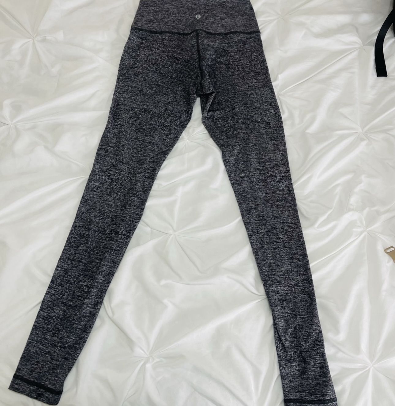 Lululemon 28” Size 6 Leggings