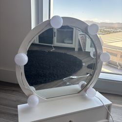 Table Top Vanity Mirror