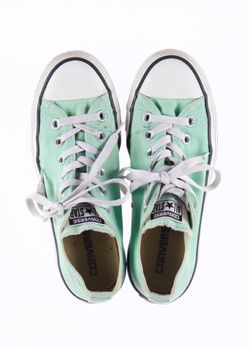 Mint Green Converse Sneakers (Women’s Size 7)