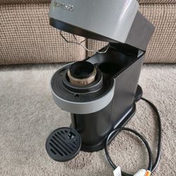 Nespresso Vertuo Next Deluxe Espresso Machine Coffee Maker Premium