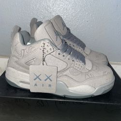 Jordan 4 