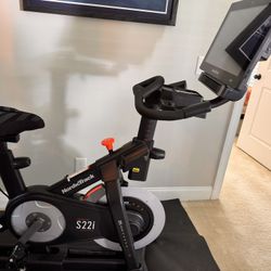 Nordic Track S22I Commercial Studio Cycle