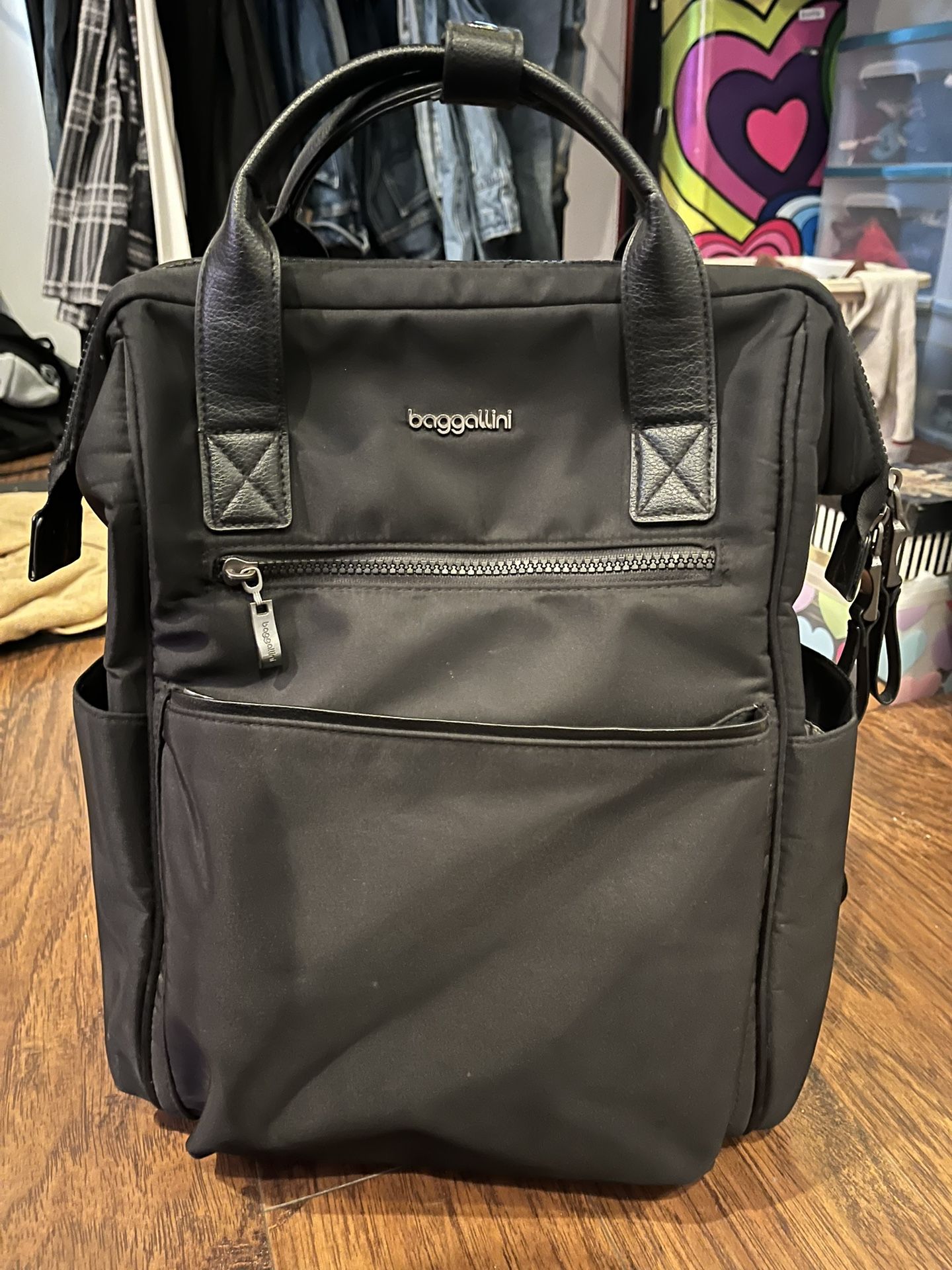 Baggallini Back Pack