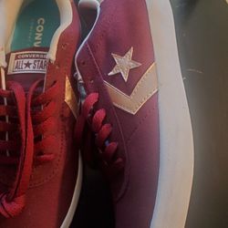 Converse Tennis Shoes Sz 9