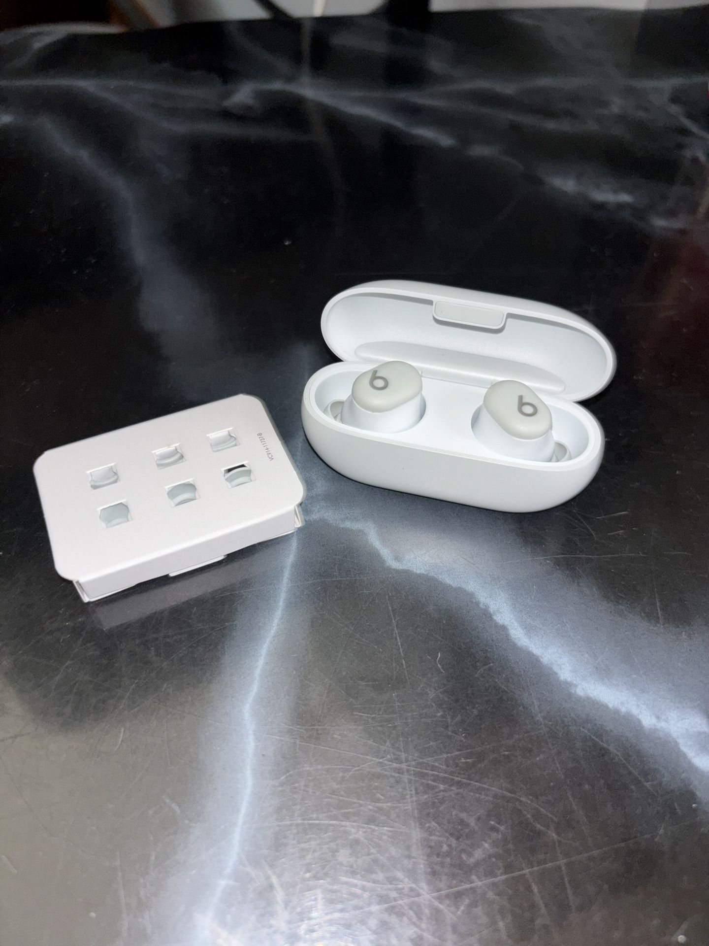 Beats Solo Buds True Wireless Earbuds - Storm Gray