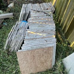 Used Floor Tiles In Good Condition 