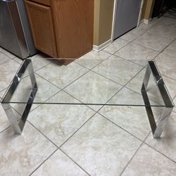 Cofee Table With 1 End Table 