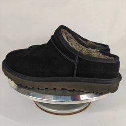 Size 8 US Women's UGG Classic Mini Slippers
