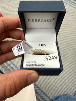Keepsake ring sz 7 10k yellow gold