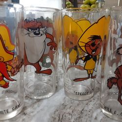Looney Tunes Glasses