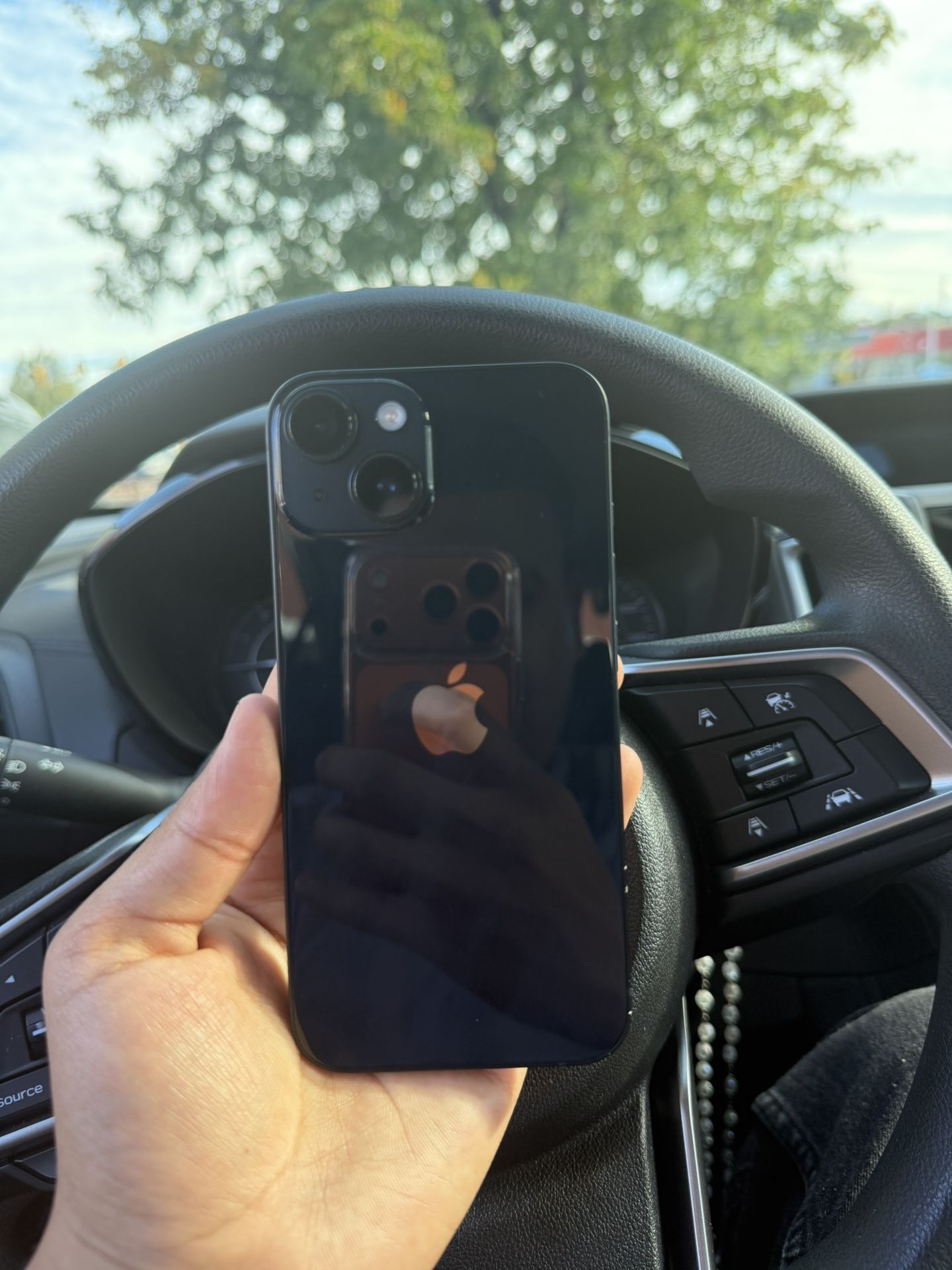 iPhone 14 / Unlocked 