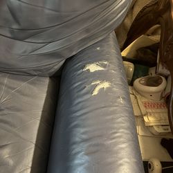 Blue leather recliner !!cash only !!