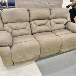 Like New Electric Massaging Dual Reclining Couch 