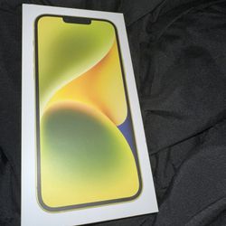 iPhone 14 plus Yellow 128GB (Newest Apple color) for Sale in Chicago, IL -  OfferUp