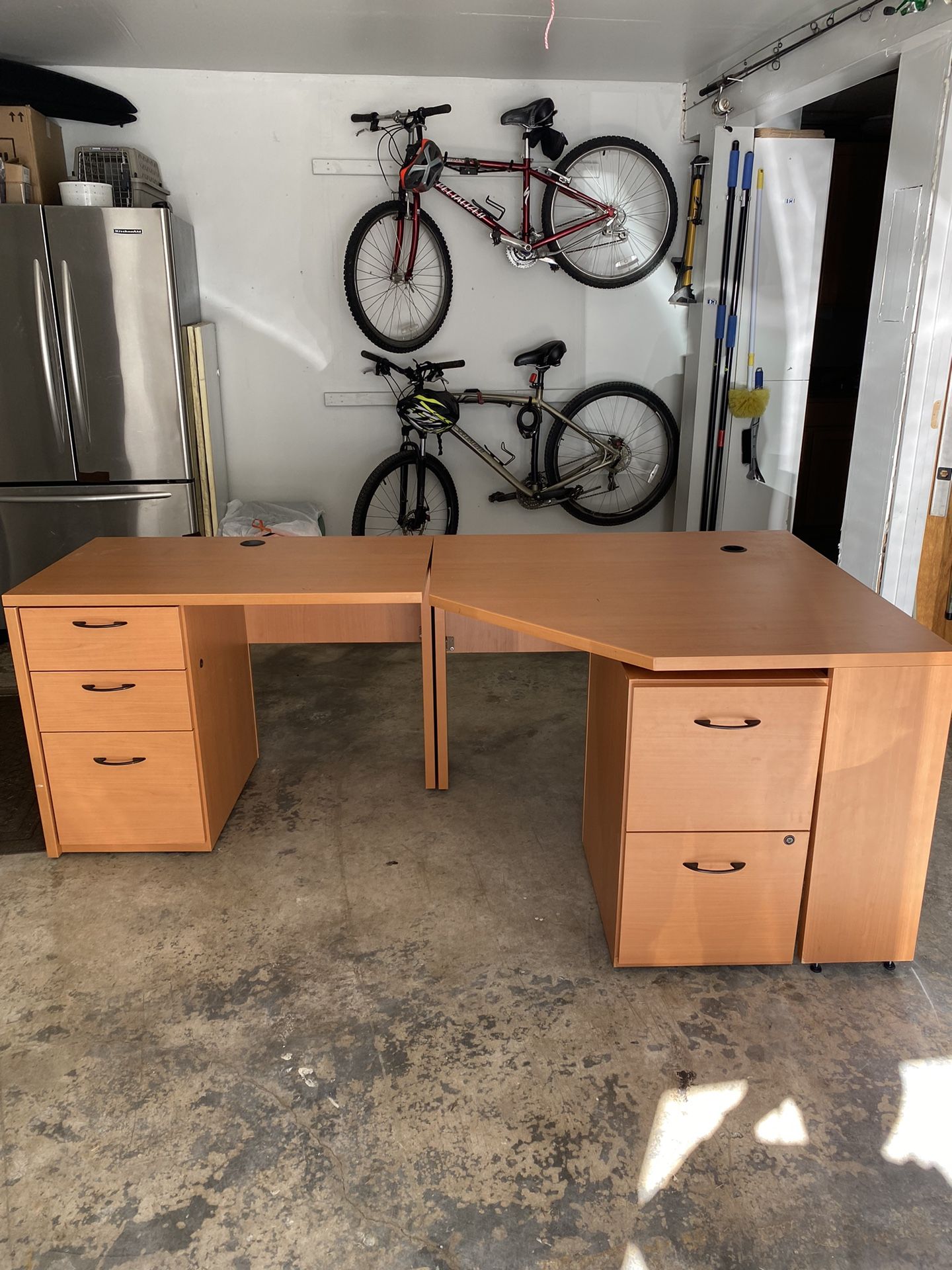 Beautiful desk with additional large filing cabinet