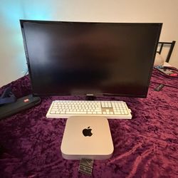 Apple iMac mini m2 Setup With Apple Keyboard And Samsung Monitor