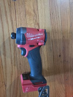 Milwaukee  impact drill m18 fuel