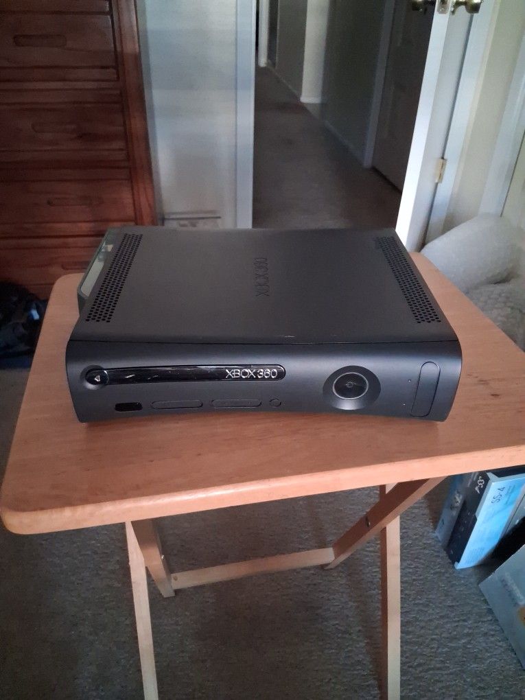 Xbox 360 Slim.  No Power Cord.