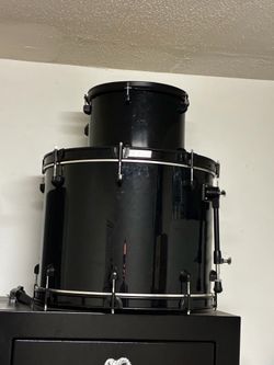 Drum set