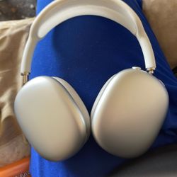 Airpod Max’s
