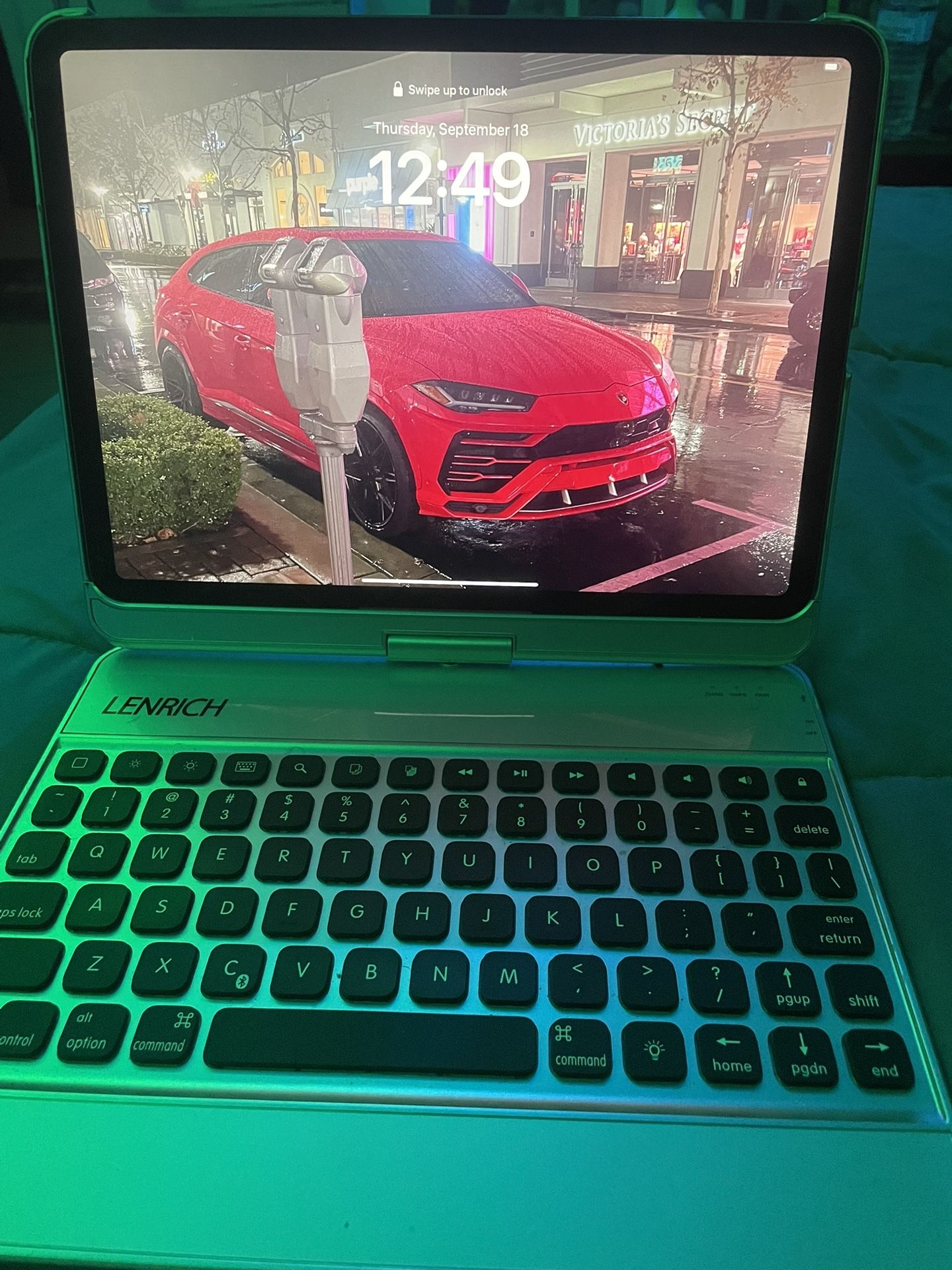 Apple iPad