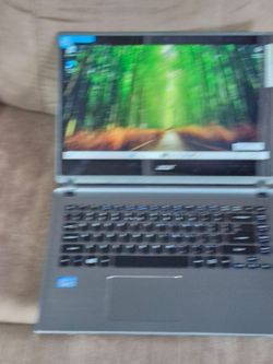 Touchscreen Acer Laptop core i5 processor