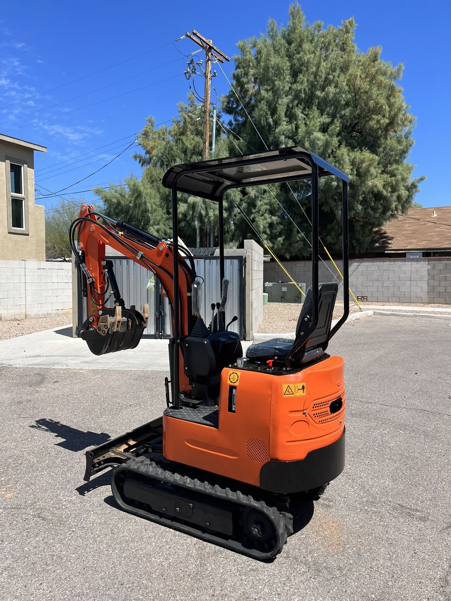 Brand New 1 Ton Mini Excavator