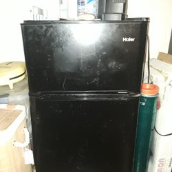 Haier mini fridge