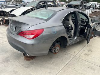 2015 Mercedes CLA 250 for part