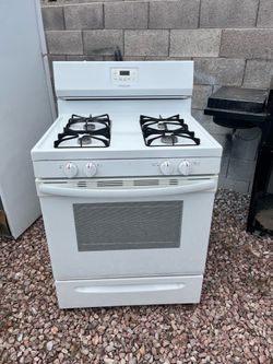 Frigidaire gas stove /  delivery available