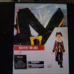Pirate costumes for boys