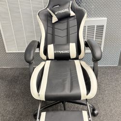 GTRACING GTWD-200 Gaming Chair with Footrest - White