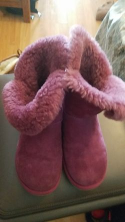 mint size wmns 7 purple uggs real