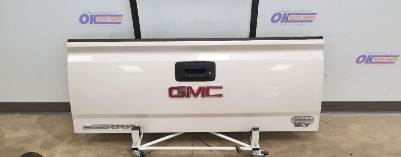 Tailgate. 2017 Gmc Sierra