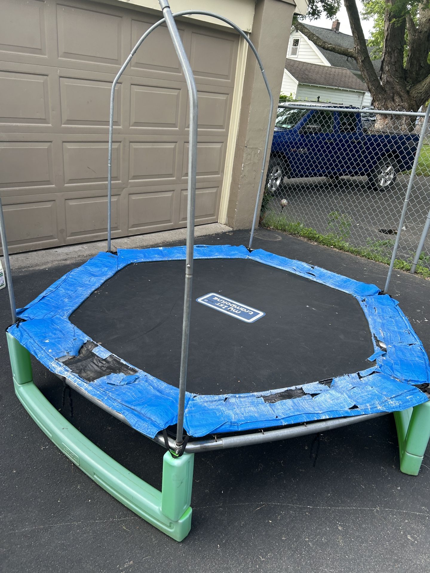 Free Trampoline