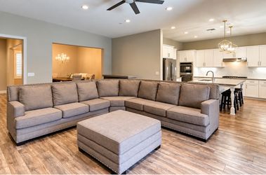 🔥🚚🇲🇽$4.8k FREE DELVRY! FLASH SALE! RIGHT NOW! 130″ × 130″ U-Shaped Sectional + Ottoman