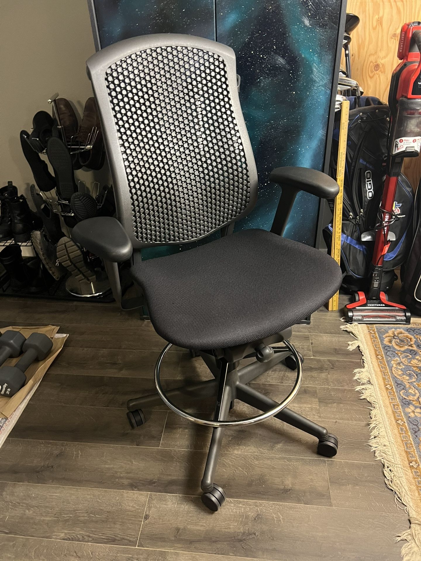 Authentic Herman Miller Celle Drafting Work Stool Bar Height Tall Desktop Wheels