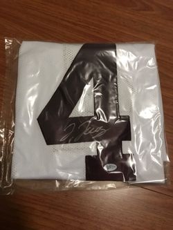 Jerry Jeudy signed jersey (Beckett COA)