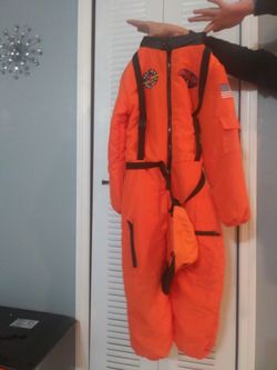 Astronaut custome boy