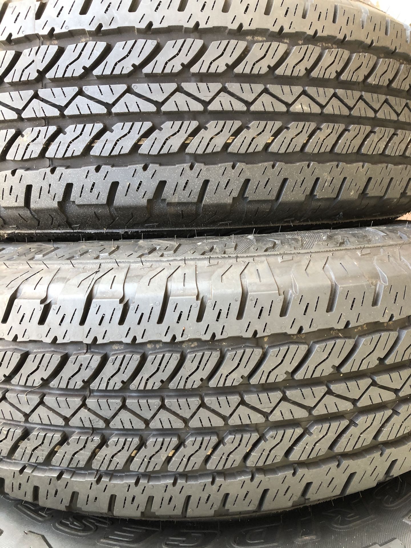 (2) Bridgestone Dueler 245/75/17 year 2021