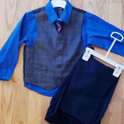  4pc Vest Suit Boys Size 5T by NAUTICA!