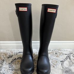 Hunter Classic Rain Boots