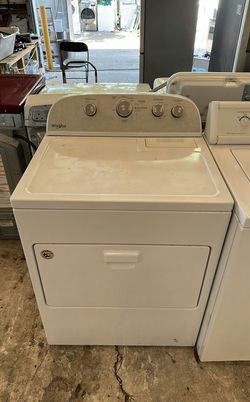 Whirlpool White Dryer with Large Capacity
