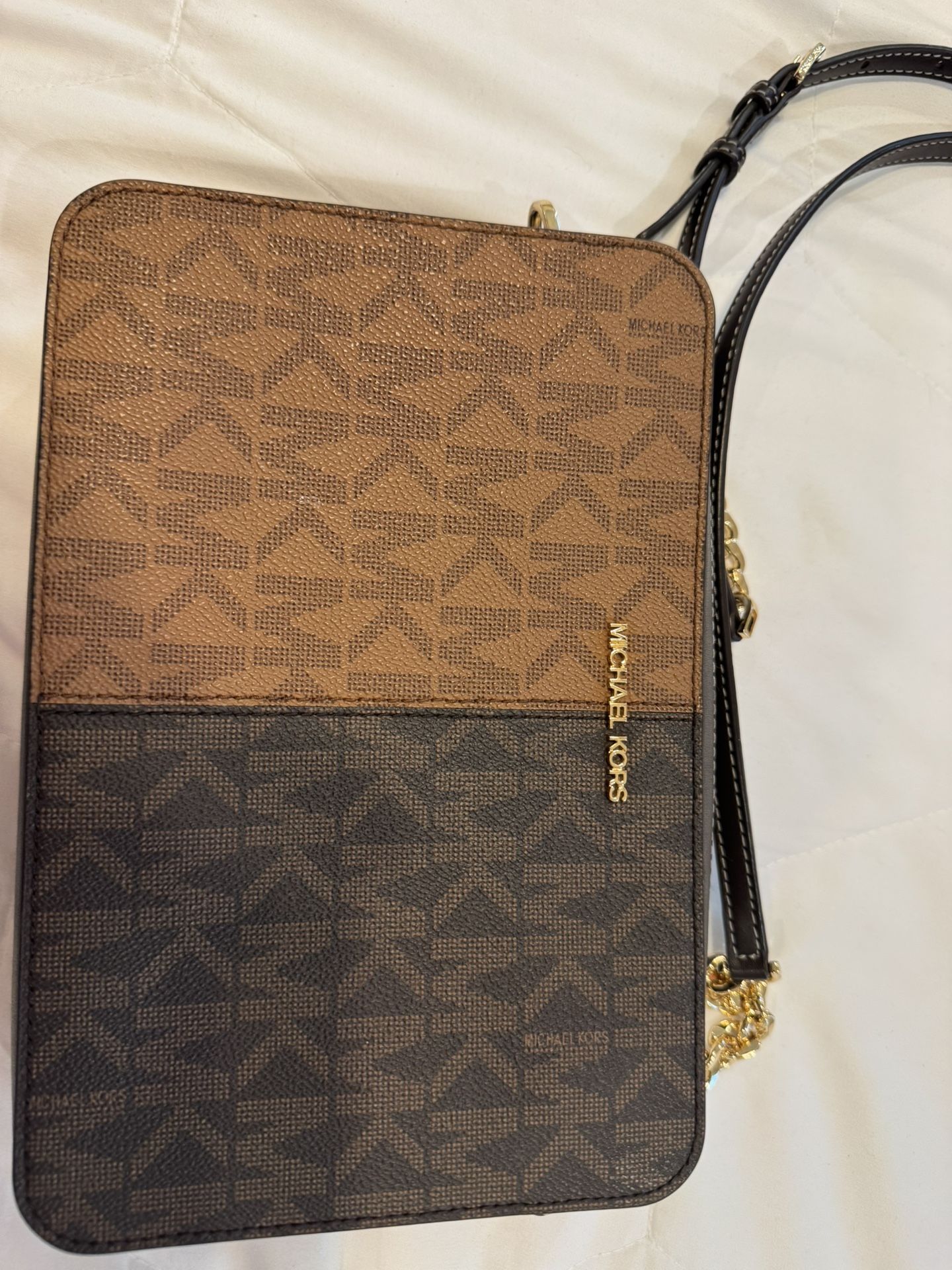 MICHAEL KORS HANDBAG FOR SALE