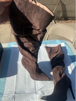 Brown boots fashion nova