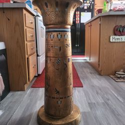 Toscano  Golden Pedestal Of The Egyptian Kings Sculptural Column 